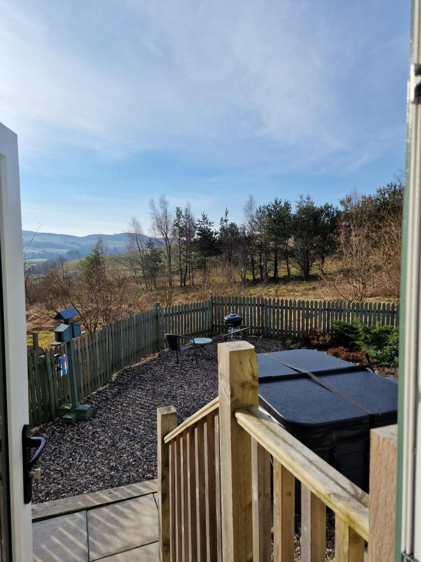 Dalnoid Cottages & Treehouses Nr Glenshee Εξωτερικό φωτογραφία