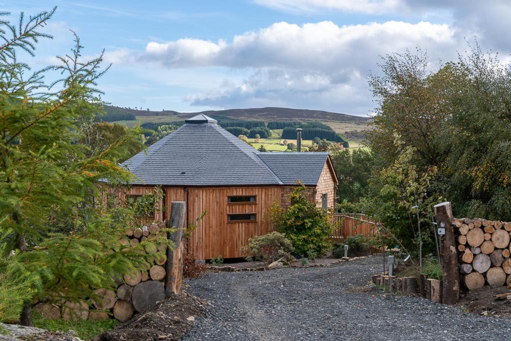 Dalnoid Cottages & Treehouses Nr Glenshee Εξωτερικό φωτογραφία
