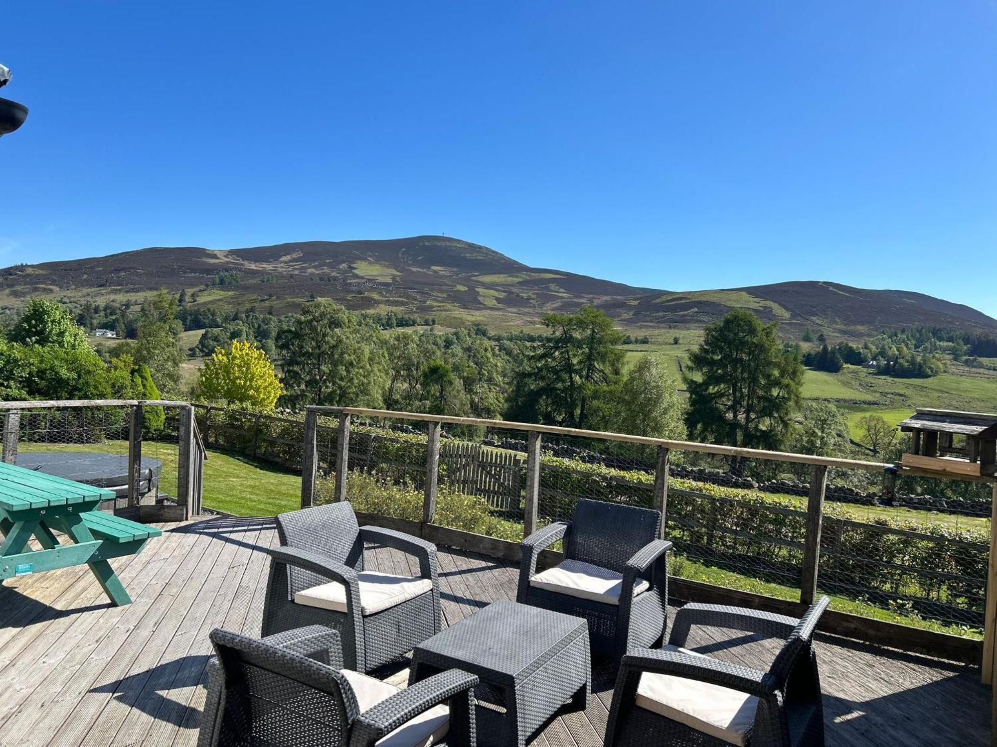 Dalnoid Cottages & Treehouses Nr Glenshee Εξωτερικό φωτογραφία